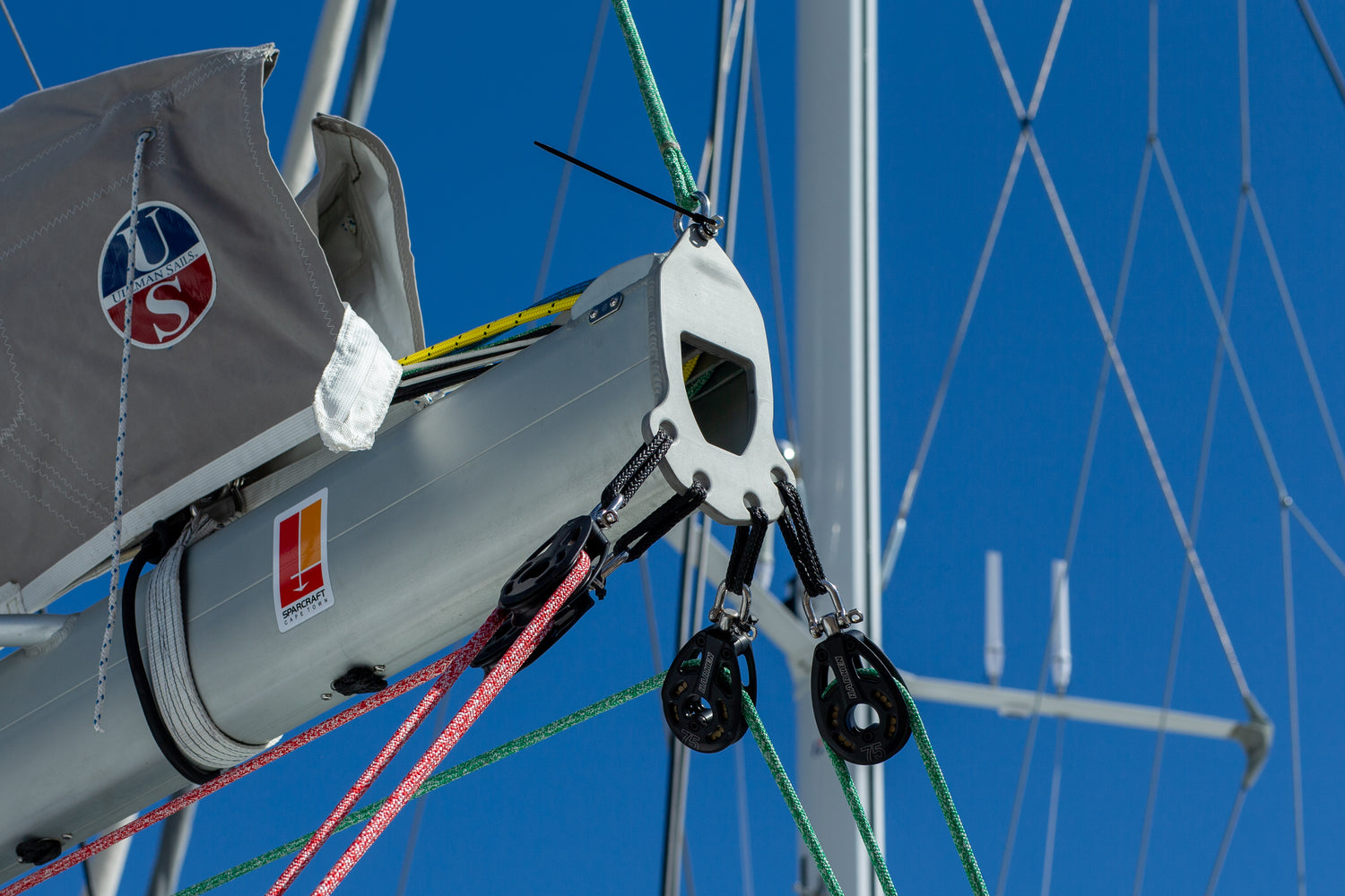 Sailing Services - Rope, Rigging, and Hardware Experts