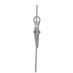 CS Johnson Shroud Cleat - 40-518